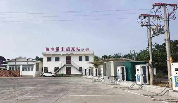 【重卡电动先锋】云顶集团300-400kW重卡充电桩：亮点与应用典范(图6)