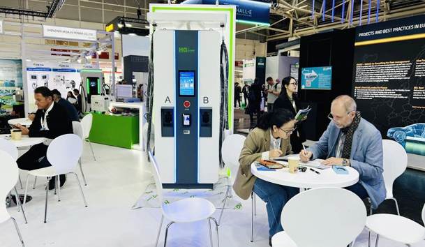 开拓欧洲市场新篇章！云顶集团携光储充一体化整体解决方案闪耀慕尼黑(图2)